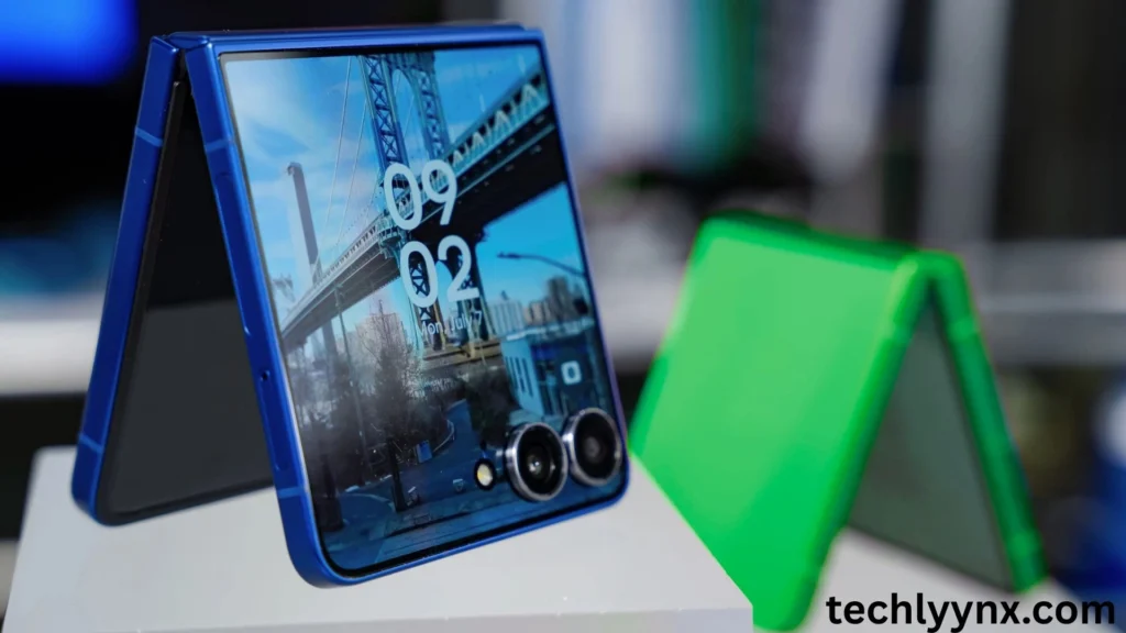 foldable smartphones – smart tech gadgets